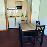 Appartement Dans Avec Piscine Et Parking Couvert